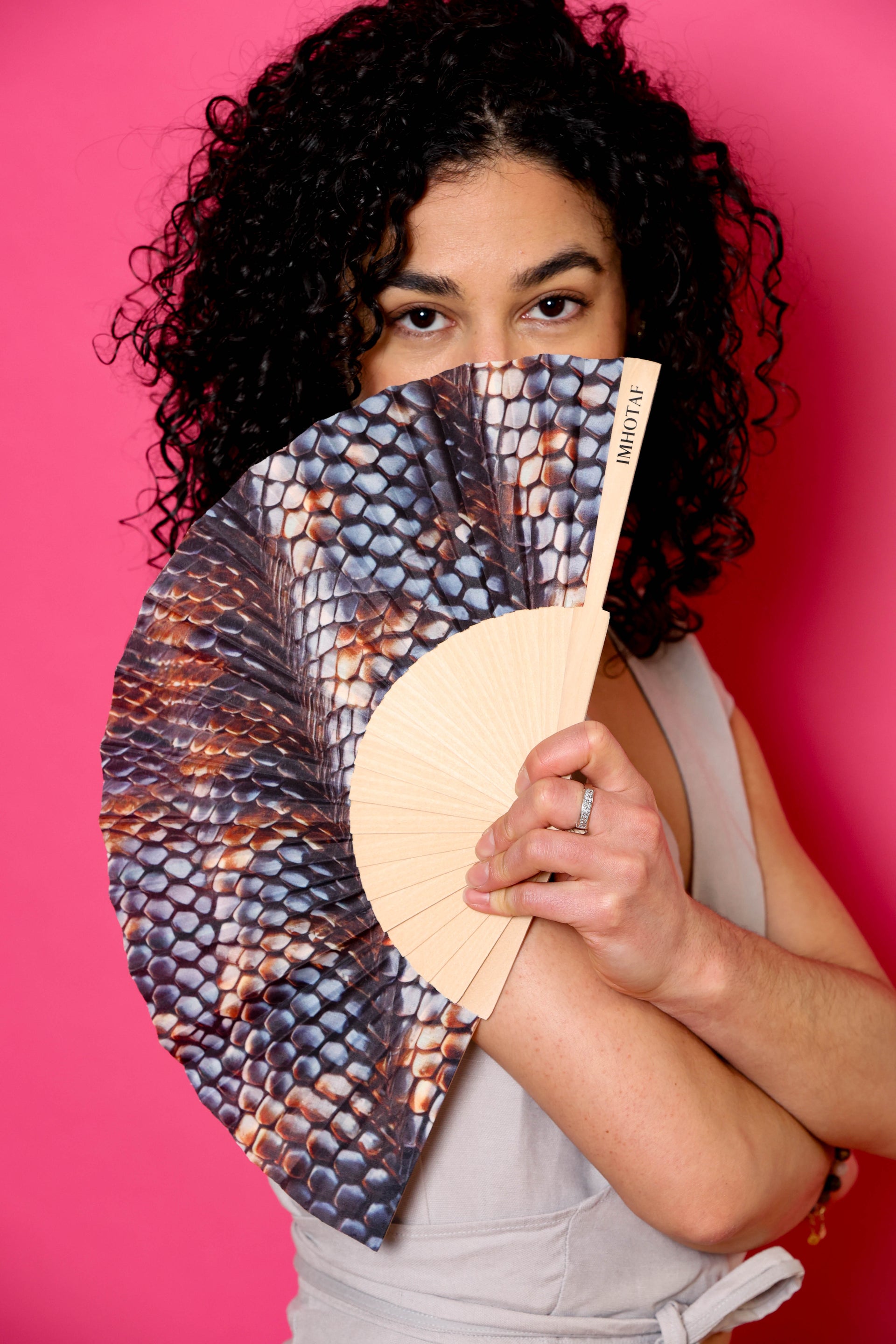 Python Mistica Hand Fan